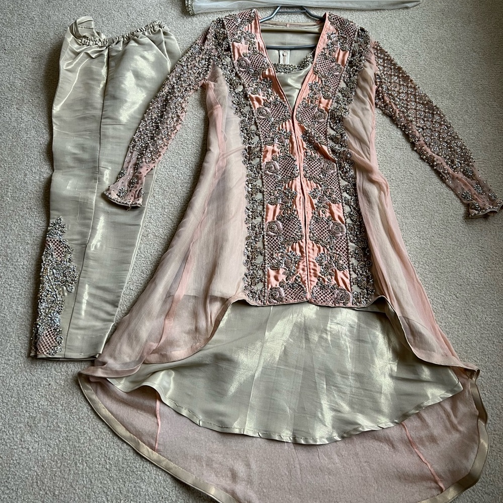 Pakistani shalwar kameez peach heavy kaam wedding dress Eid Indian high low desi
